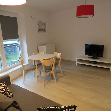 Poznan Black Red Apartment Bagian luar foto