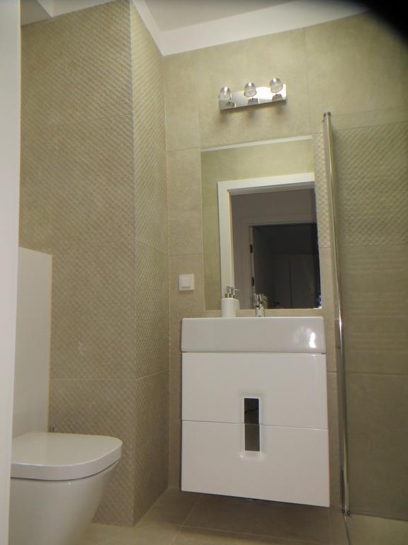 Poznan Black Red Apartment Bagian luar foto