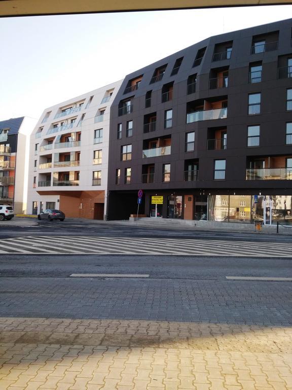 Poznan Black Red Apartment Bagian luar foto